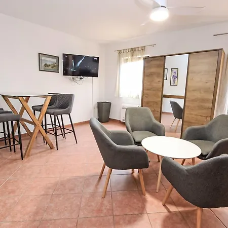 Semesterbostad Gorana By Interhome Mirce