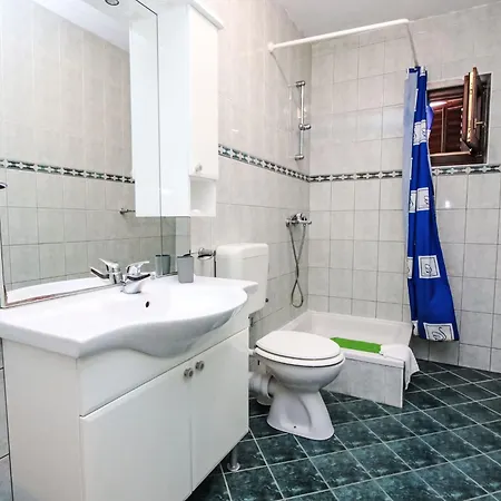 Semesterbostad Gorana By Interhome Mirce