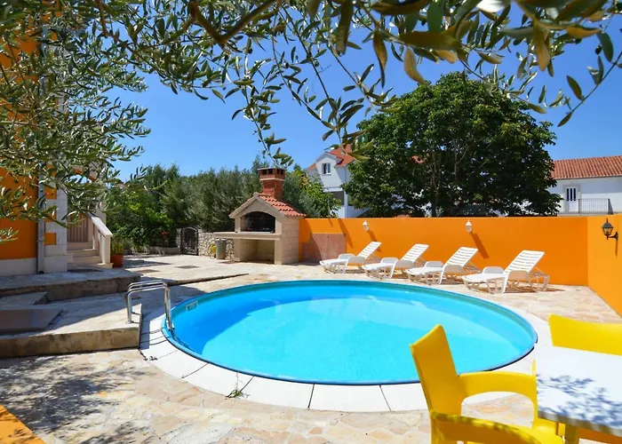 Prázdninový dům Gorana By Interhome Mirce