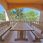 Gorana By Interhome